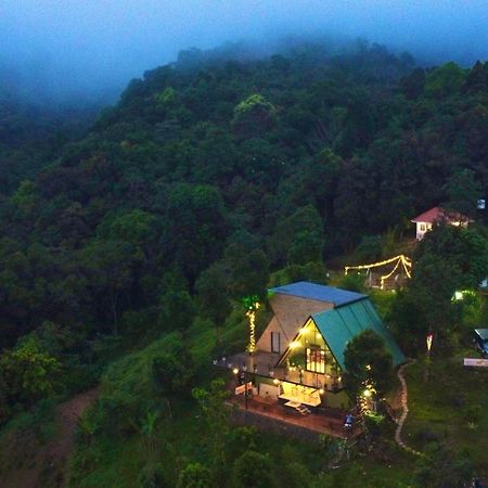 Misty Hideout Panzió Kakkadampoyil Kültér fotó