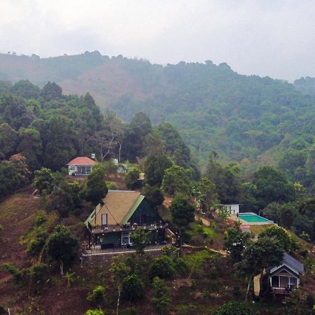 Misty Hideout Panzió Kakkadampoyil Kültér fotó