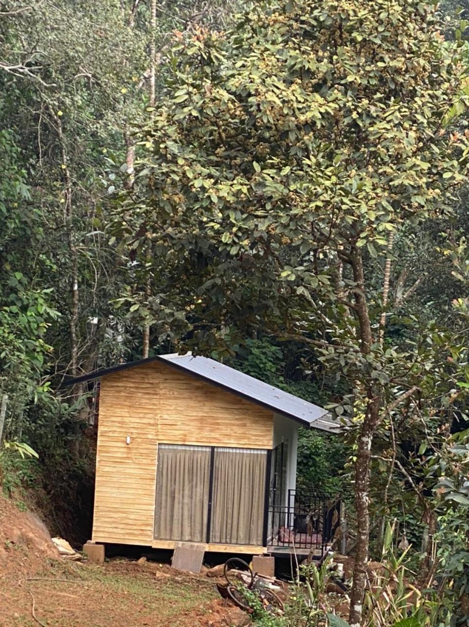 Misty Hideout Panzió Kakkadampoyil Kültér fotó